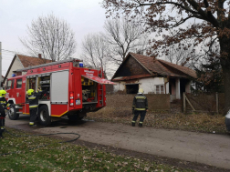 Egy ház két szobája égett Jászárokszálláson