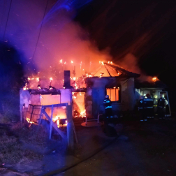 Leégett egy családi ház Törökszentmiklóson
