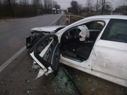Két autó ütközött Jászberénynél