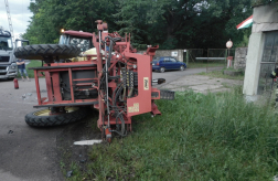 Kamionnal ütközött egy traktor Karcagon