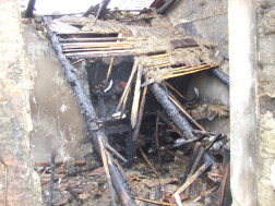 Kigyulladt egy melléképület Törökszentmiklóson