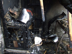 Kigyulladt egy melléképület Törökszentmiklóson