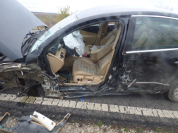 Kamionnal ütközött egy autó Karcagnál