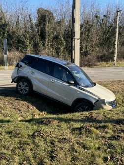 Busszal ütközött egy autó Tiszafüreden