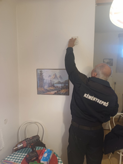 Érzékelőket adományozott a katasztrófavédelem