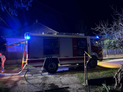 Kigyulladt egy garázs Zagyvarékason