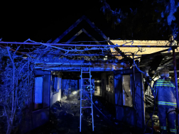 Kigyulladt egy garázs Zagyvarékason