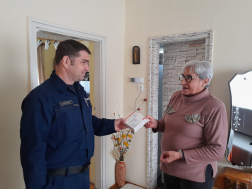 Folytatódott a szén-monoxid-érzékelők átadása