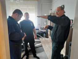 Folytatódott a szén-monoxid-érzékelők átadása