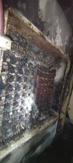 Kigyulladt egy villanymozdony Szajolban