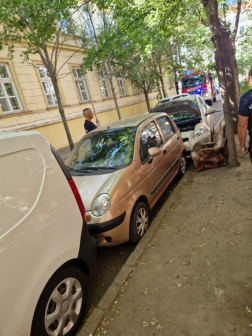 Négy autó volt érintett egy szolnoki balesetben