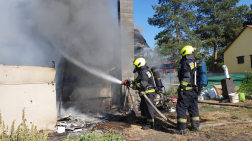 Kigyulladt egy ikerház egyik lakása Tószegen