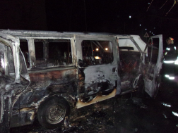 Kiégett egy kisbusz Kunszentmártonban