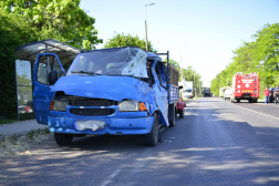 Három autó ütközött Szolnokon